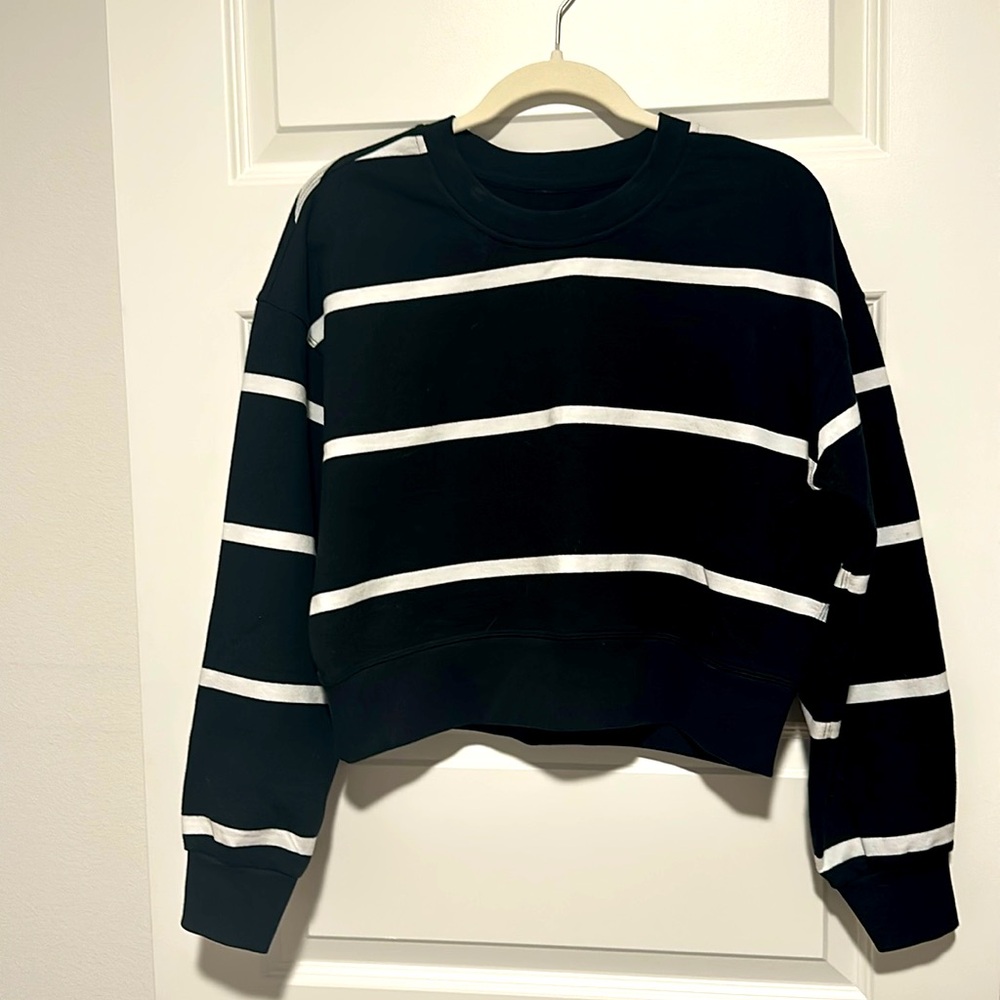 Lululemon perfectly oversized cropped crew stripe size 4